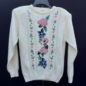 SUPER DETAILED Embroidered Knit Sweater - Petite M